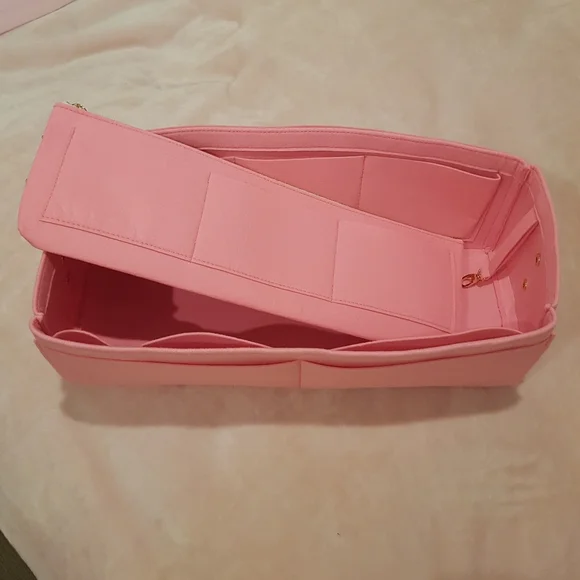 Luxury style Keepall Duffle - Picture 12 of 16